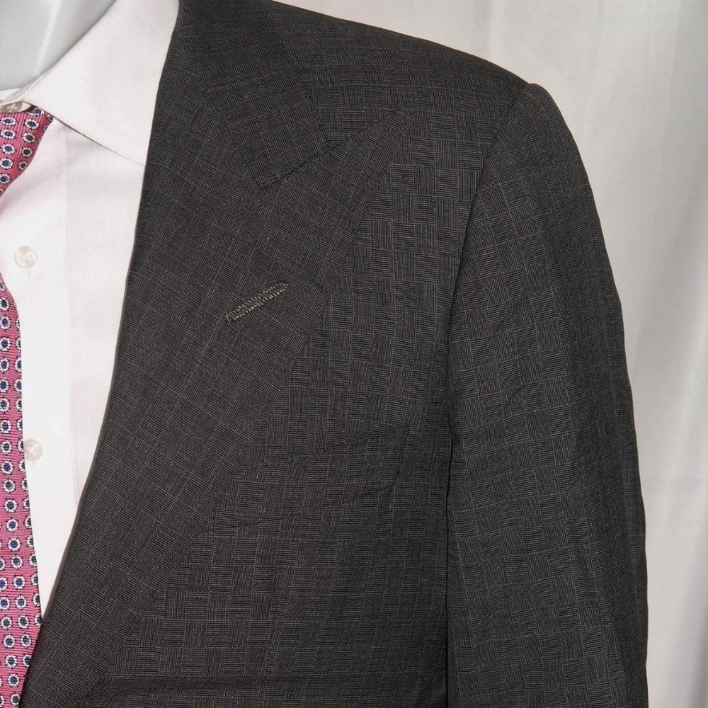 Edgar Pomeroy Bespoke Gray Abstract Vector Plaid Three Roll Two Suit Jacket 38L